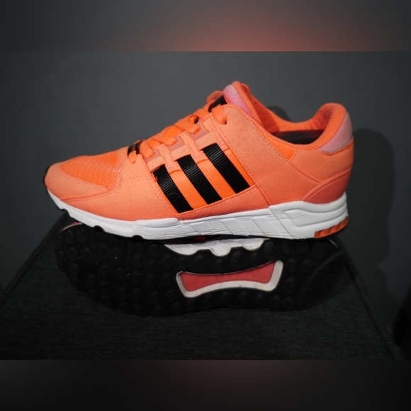 Adidas Essential Shoes - Picture 5 of 6